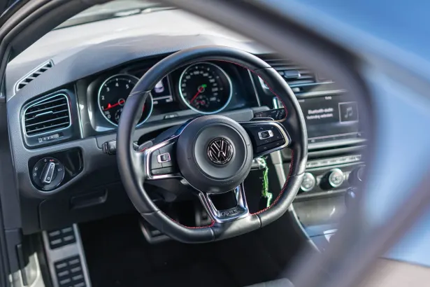 F Kasino Android/iOS aplikace